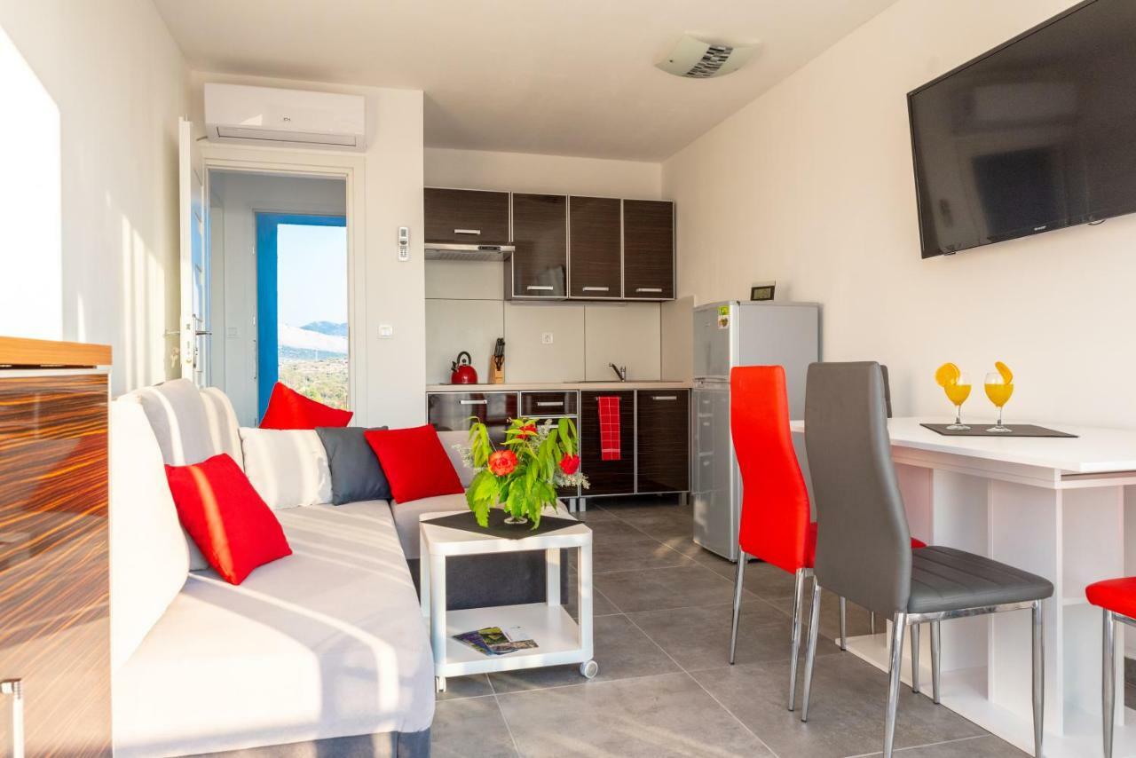 Apartmani Dalmacjia Гребащиця Екстер'єр фото