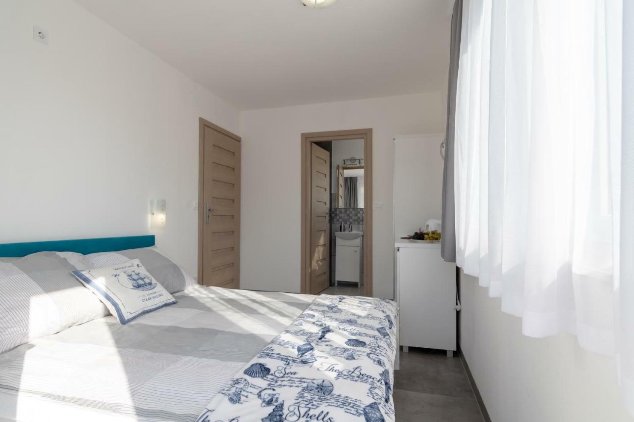 Apartmani Dalmacjia Гребащиця Екстер'єр фото